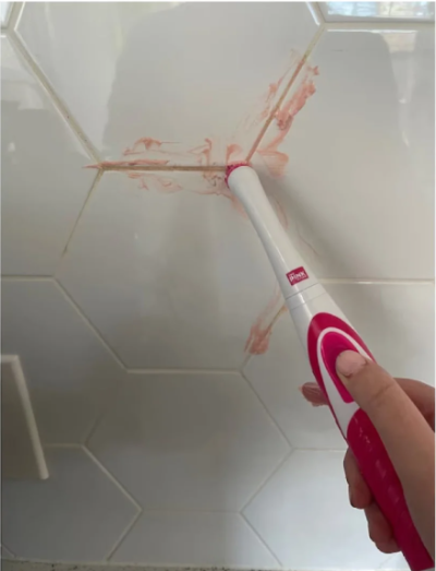 THE PINK STUFF МАГИЧЕСКА ПАСТА ЗА ПОЧИСТВАНЕ+4бр четки 